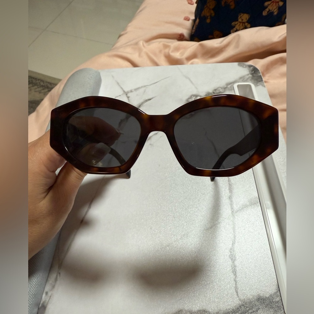 Celine Triomphe Brown & Gold Sunglasses tortoiseshell
